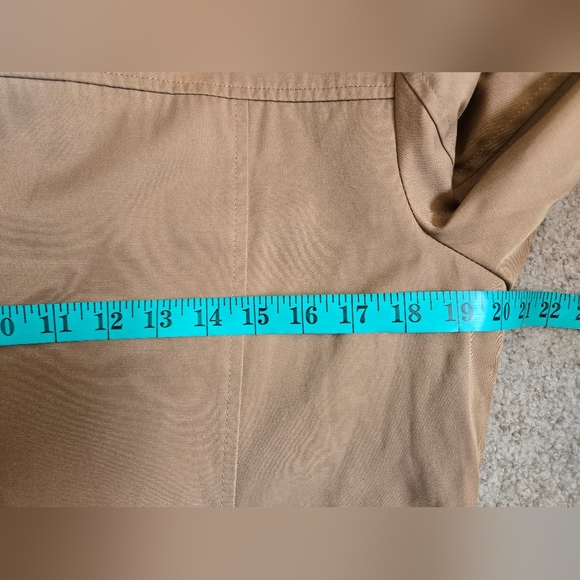 KARL LAGERGELD Tan Utility Jacket with Black Trim. Size Small - Picture 12 of 15